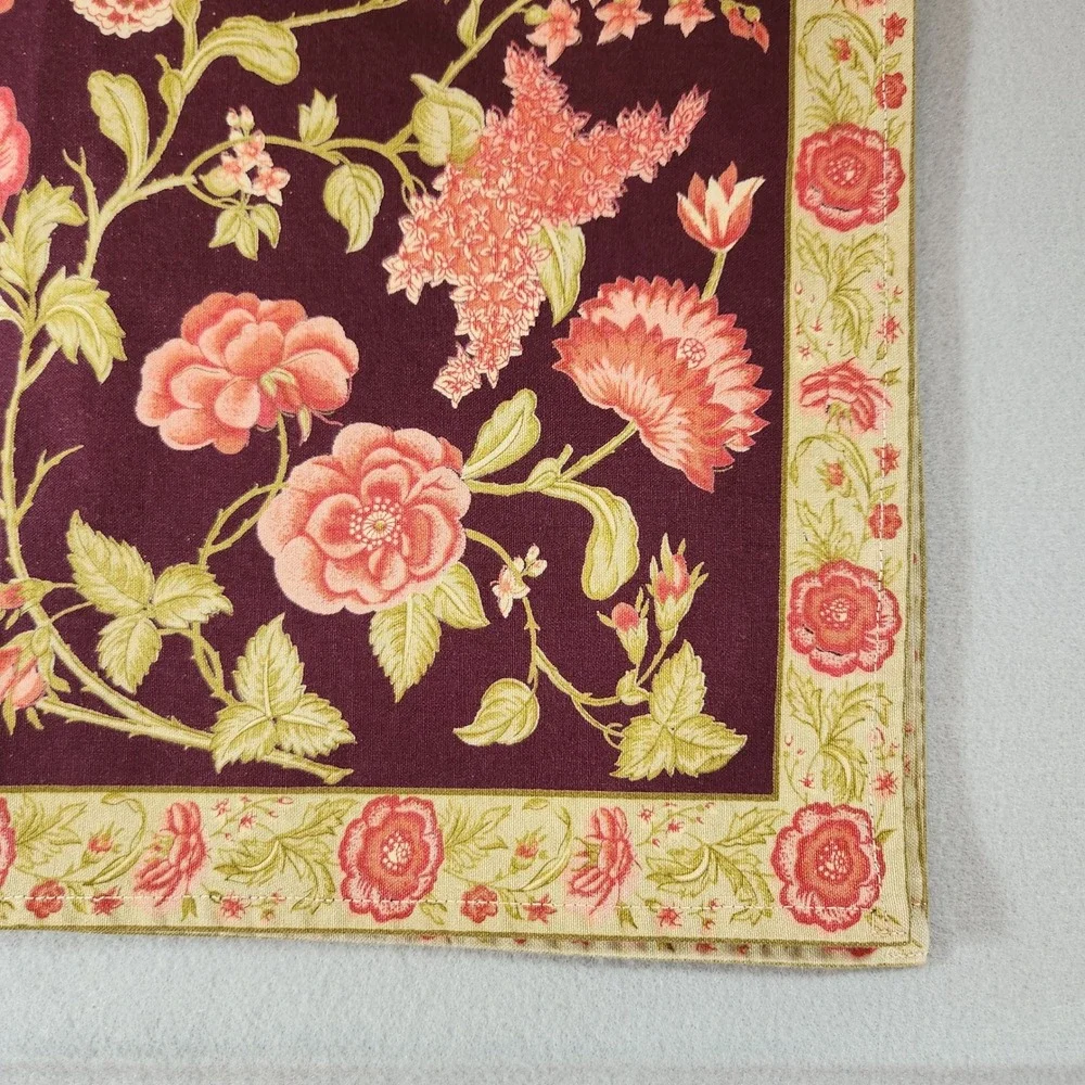 April Cornell Antoinette Burgundy 4-Person Setting 22-inch Napkins & Placemats
